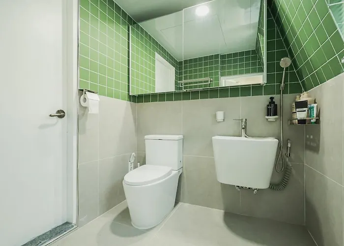 3 Minutes On Foot From Itaewon Station Line 6, 3 Bedrooms, 1 Living Room, 4 Beds, Maximum 8 People, Namsan, Myeongdong, Station, Olive Young, Daiso Nearby Appartamento Seul